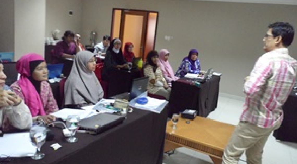 Pusat Data dan Informasi Obat dan Makanan 