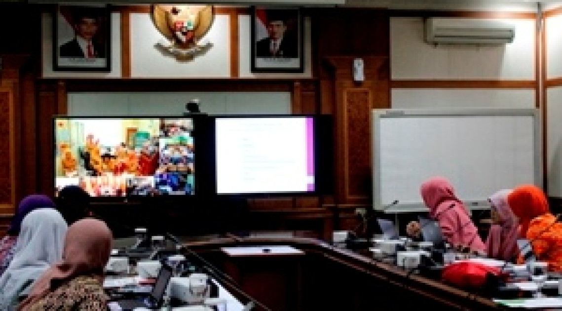 Pusat Data dan Informasi Obat dan Makanan 